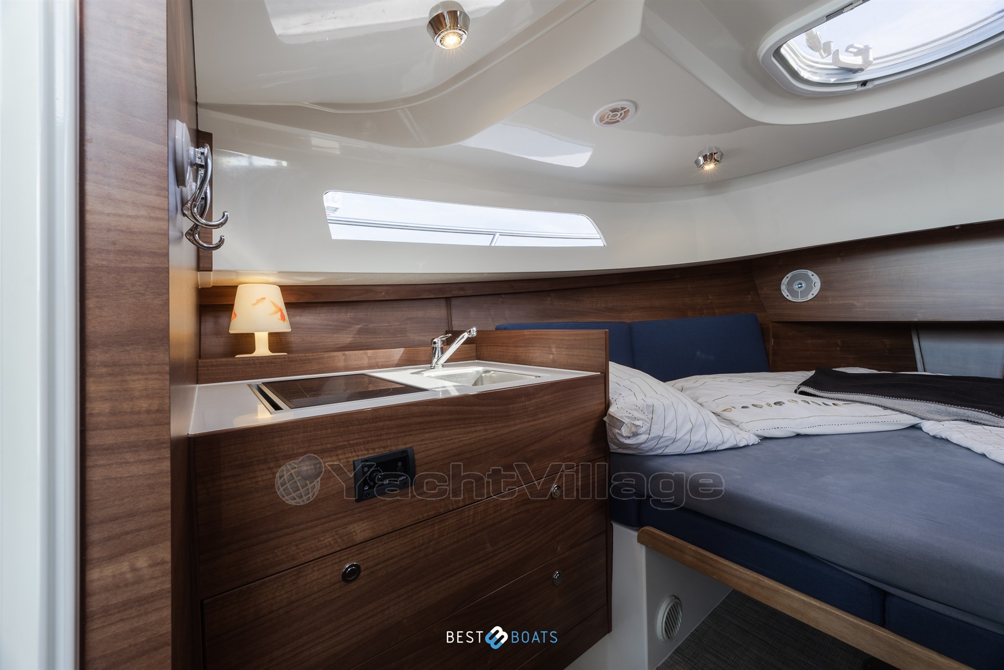 Antaris Seventy7 Cabin-24