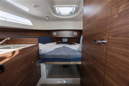 Antaris Seventy7 Cabin-23