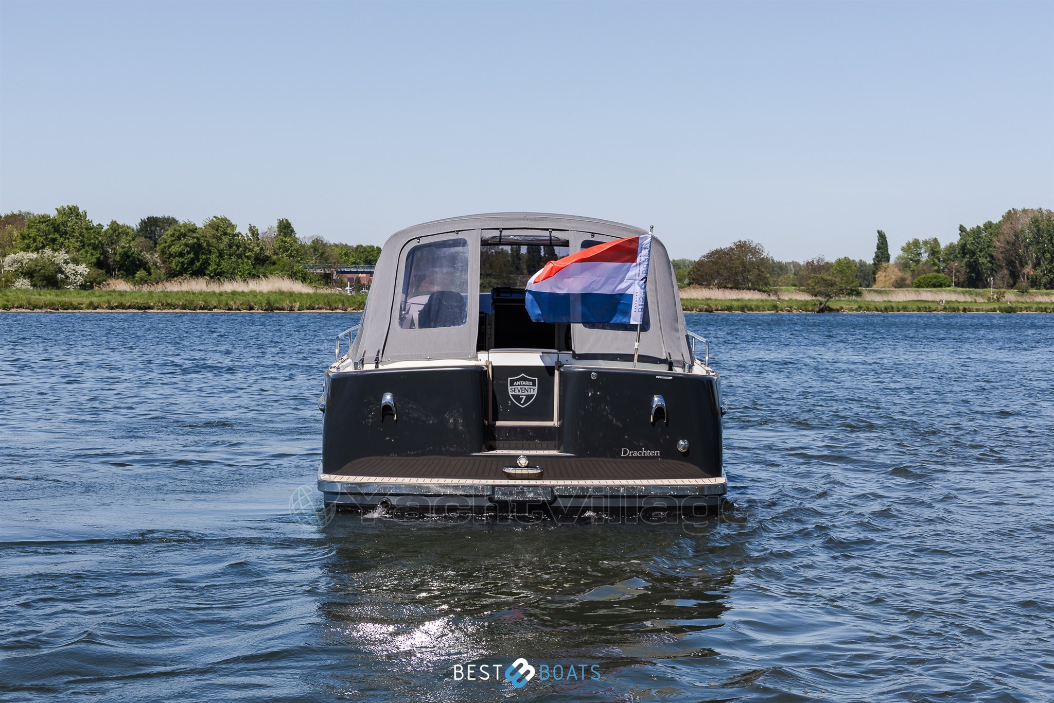 Antaris-Seventy7Cabin-Bestboats-3