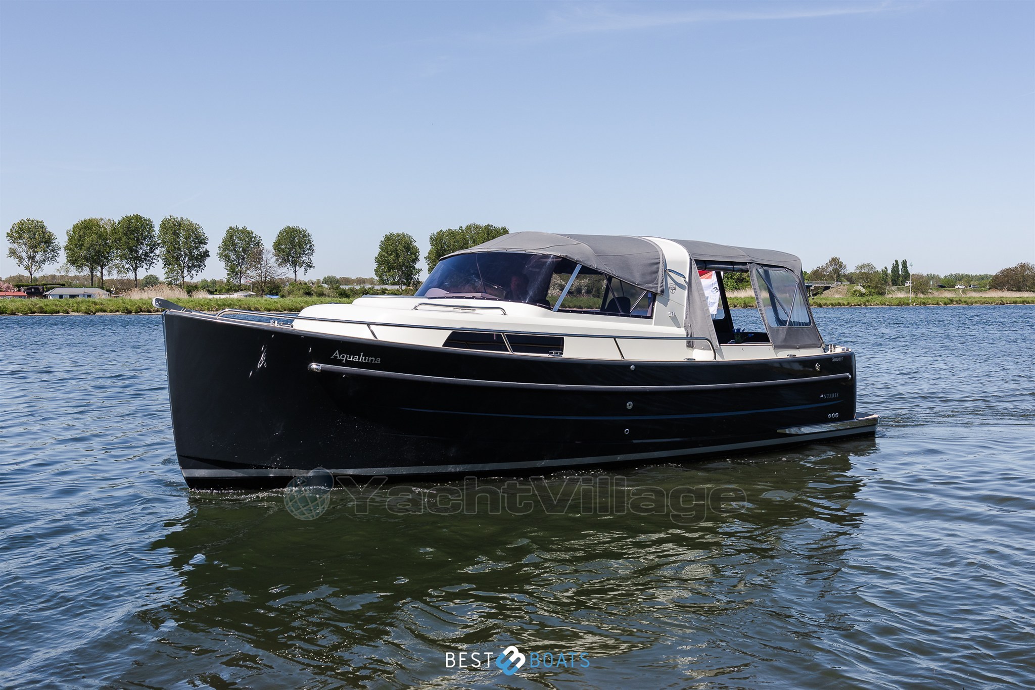 Antaris-Seventy7Cabin-Bestboats-5