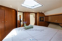 Tiara-4300Savron-Bestboats-35