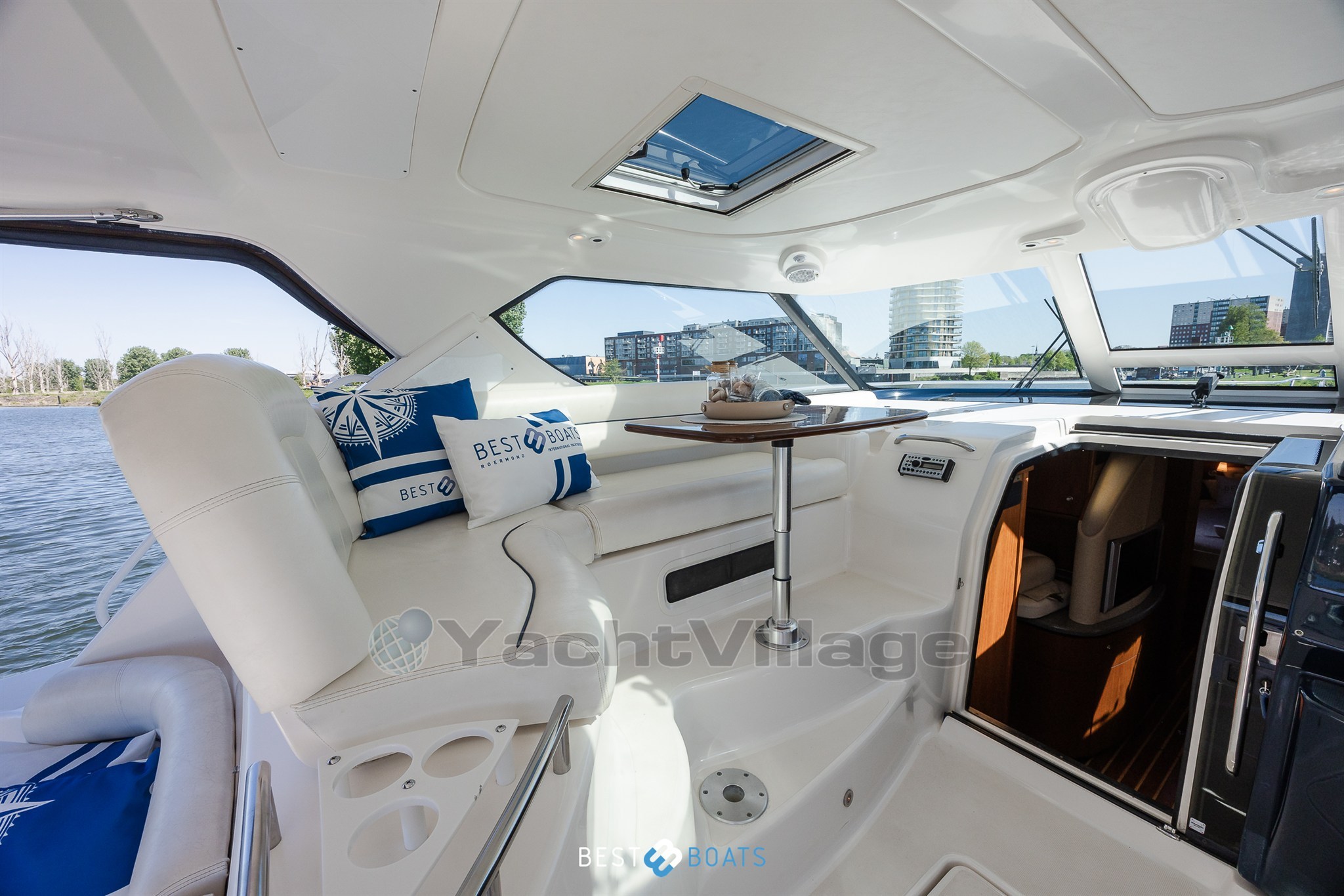 Tiara-4300Savron-Bestboats-17