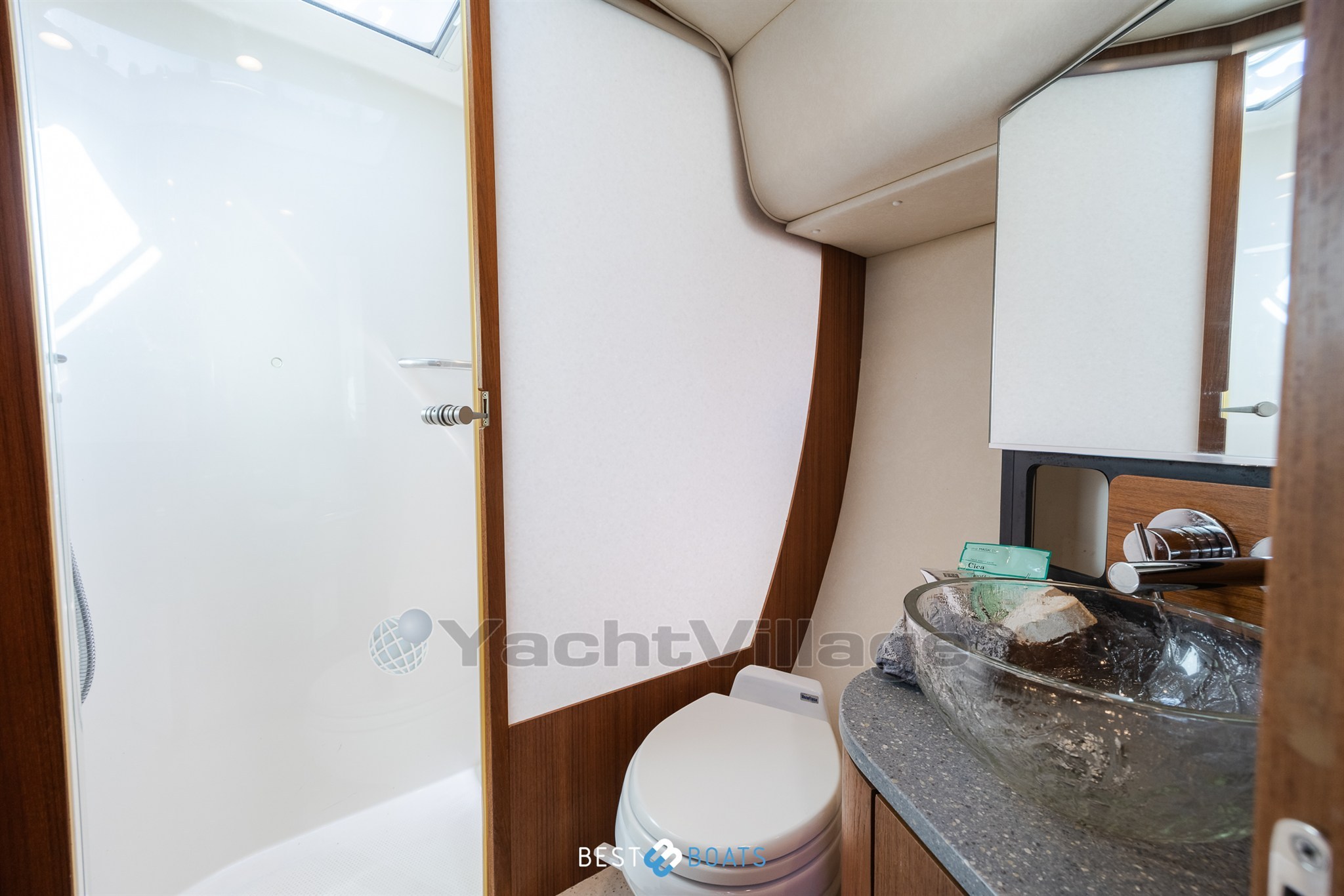 Tiara-4300Savron-Bestboats-38
