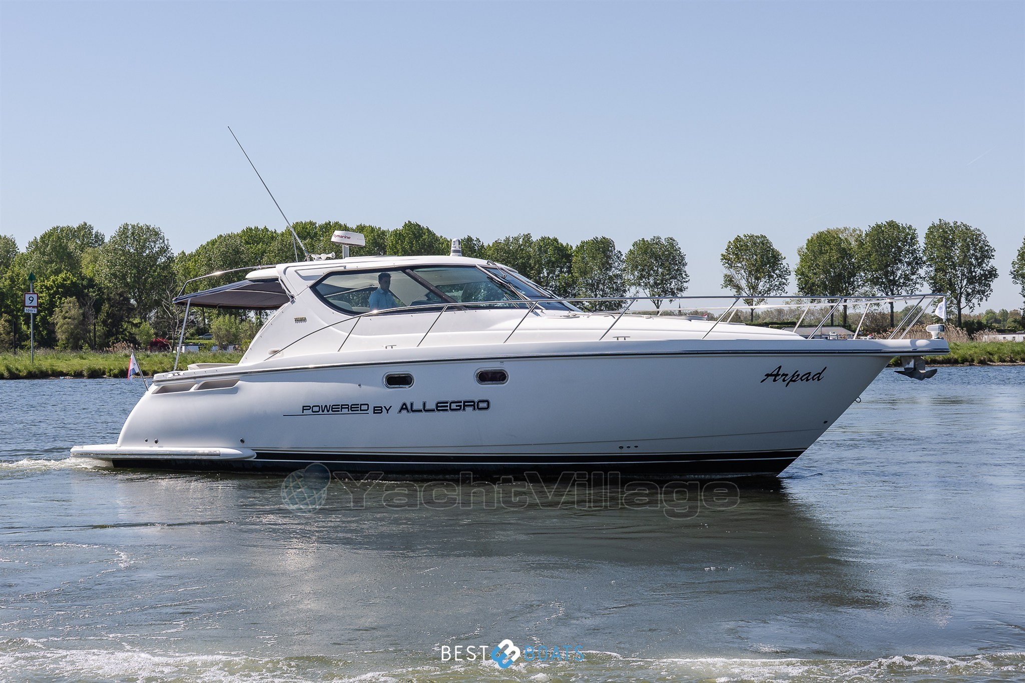 Tiara-4300Savron-Bestboats-1