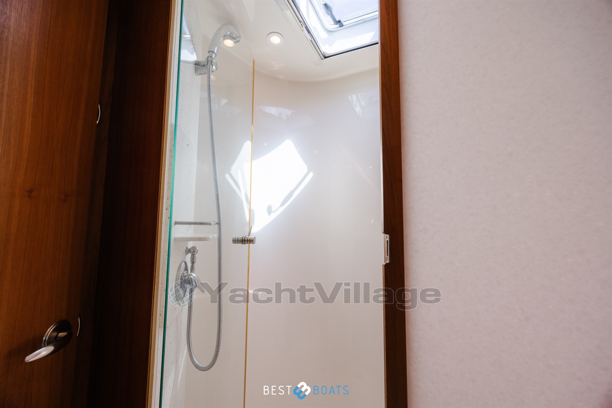Tiara-4300Savron-Bestboats-40