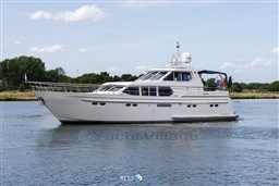 VanDerHoven-1600-Bestboats-5.jpg