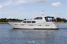 VanDerHoven-1600-Bestboats-4.jpg