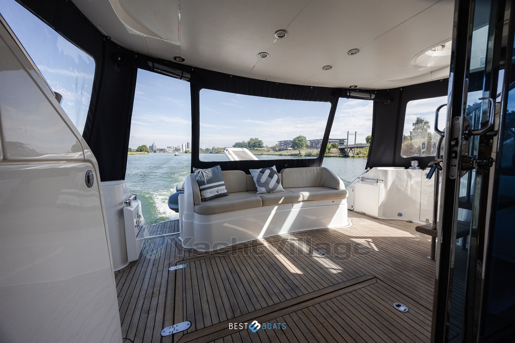 Fairline Squadron 58-15