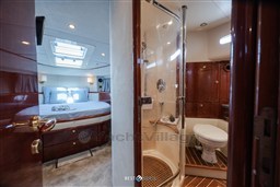 Fairline Squadron 58-66