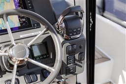 Nimbus 305 Coupe-28