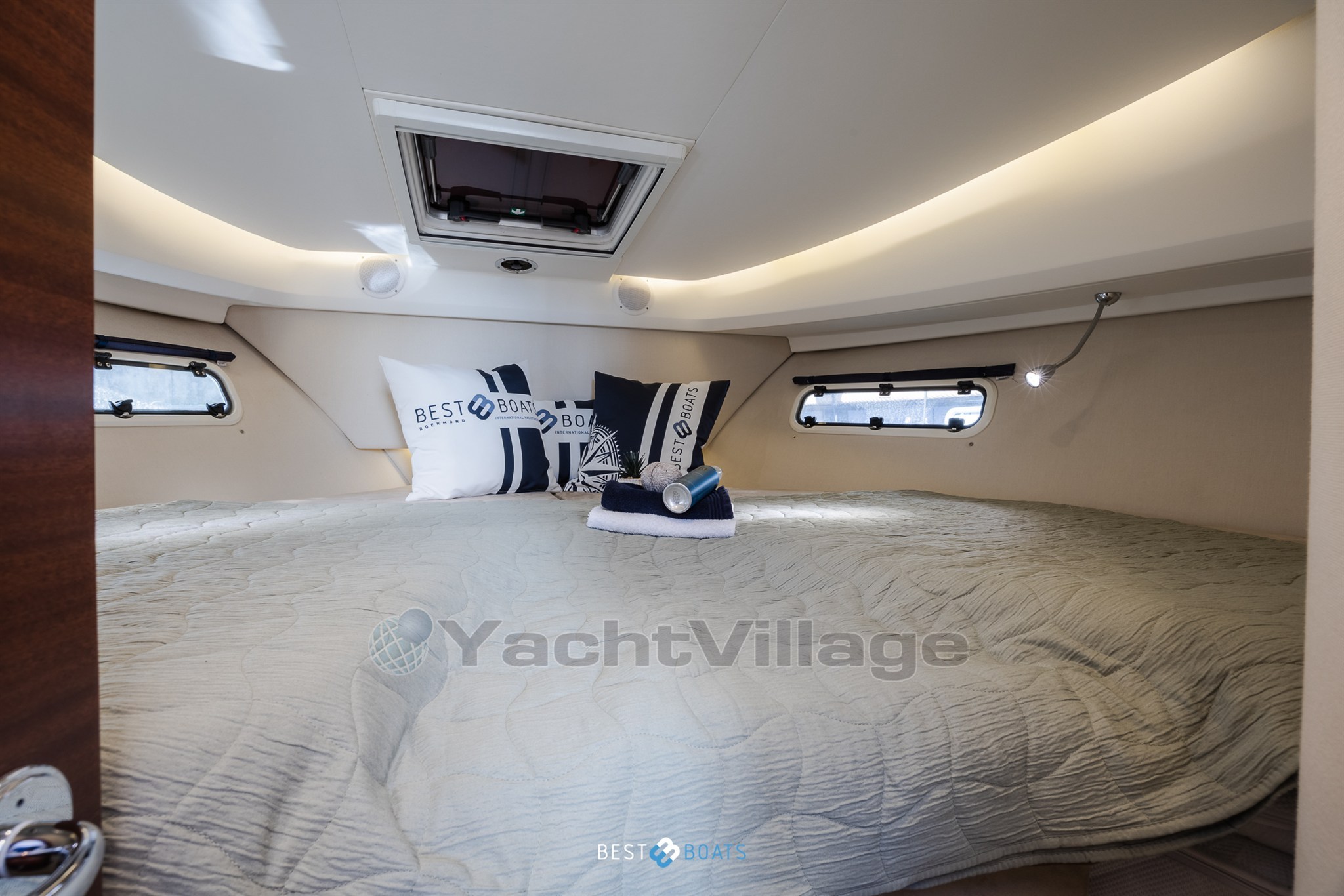 Nimbus 305 Coupe-35