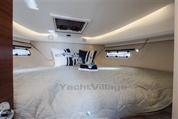 Nimbus 305 Coupe-35