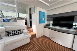 Luxurious interior of 1989 Mochi Craft MOCHI 56 yacht with modern decor and comfortable seating.