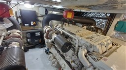 7b625975-798c-f205-a30f-291e4a33056f.2048