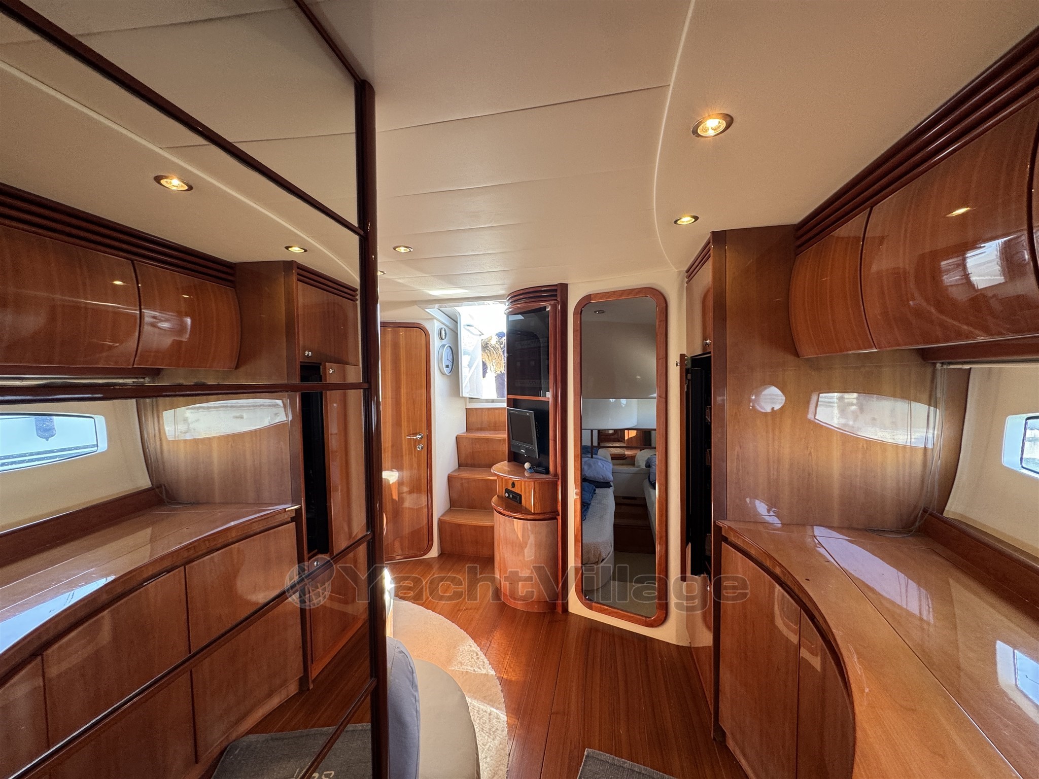 Pershing 43 - 52.JPG