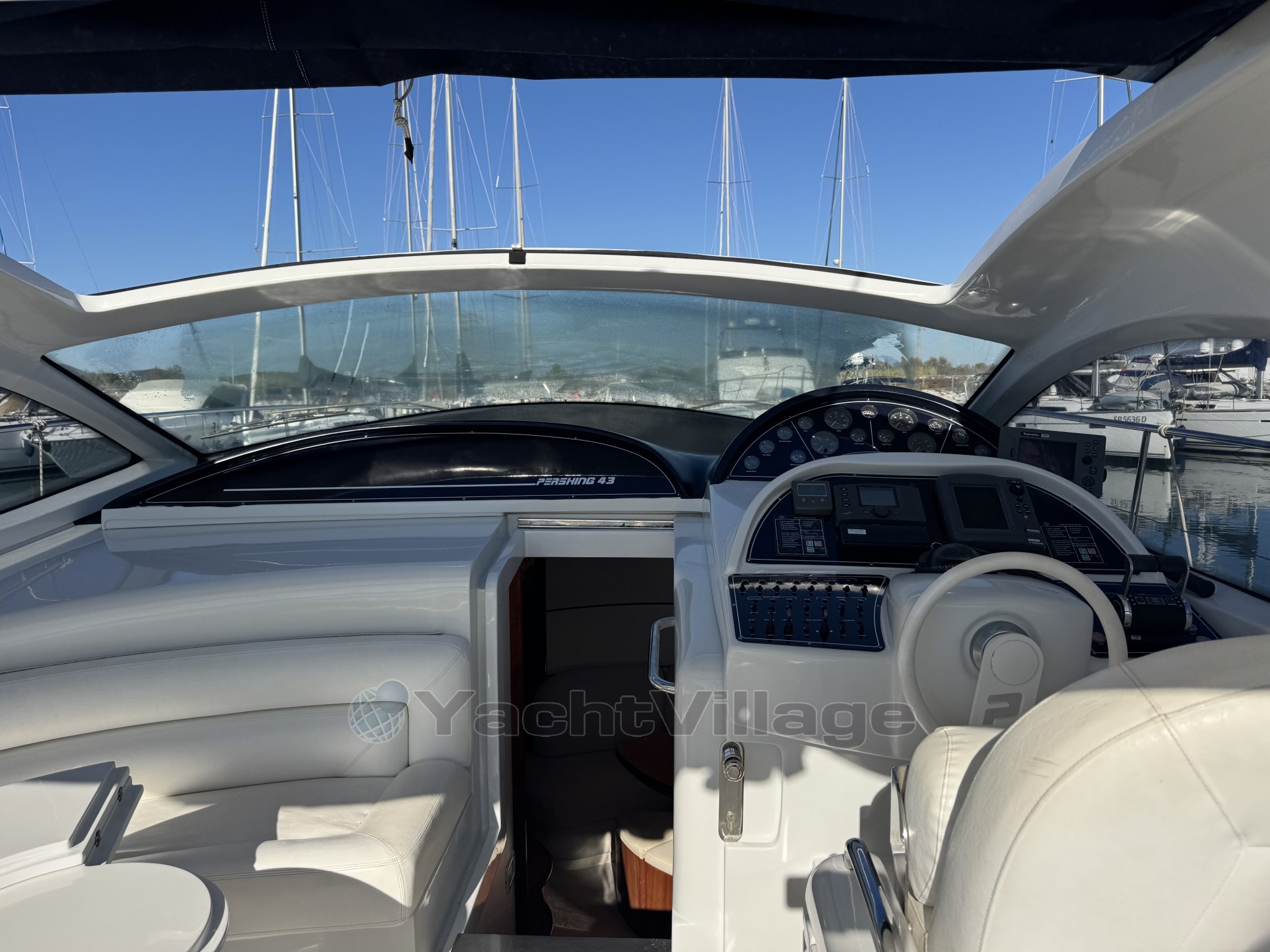 Pershing 43 - 11.JPG