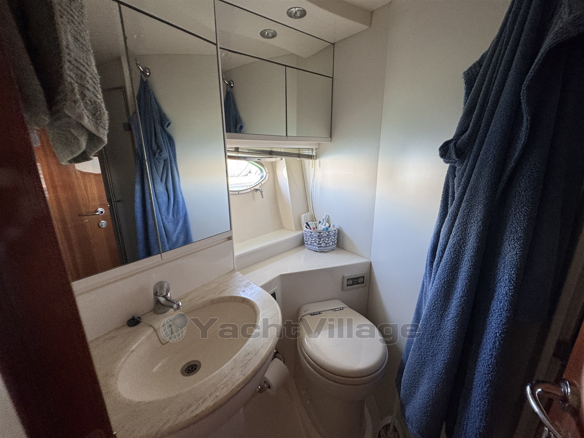 Pershing 43 - 71.JPG