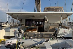 2024 Fountaine Pajot Isla 40 catamaran with spacious deck and modern design in marina.