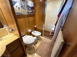 Sanlorenzo 82 - 55.jpeg