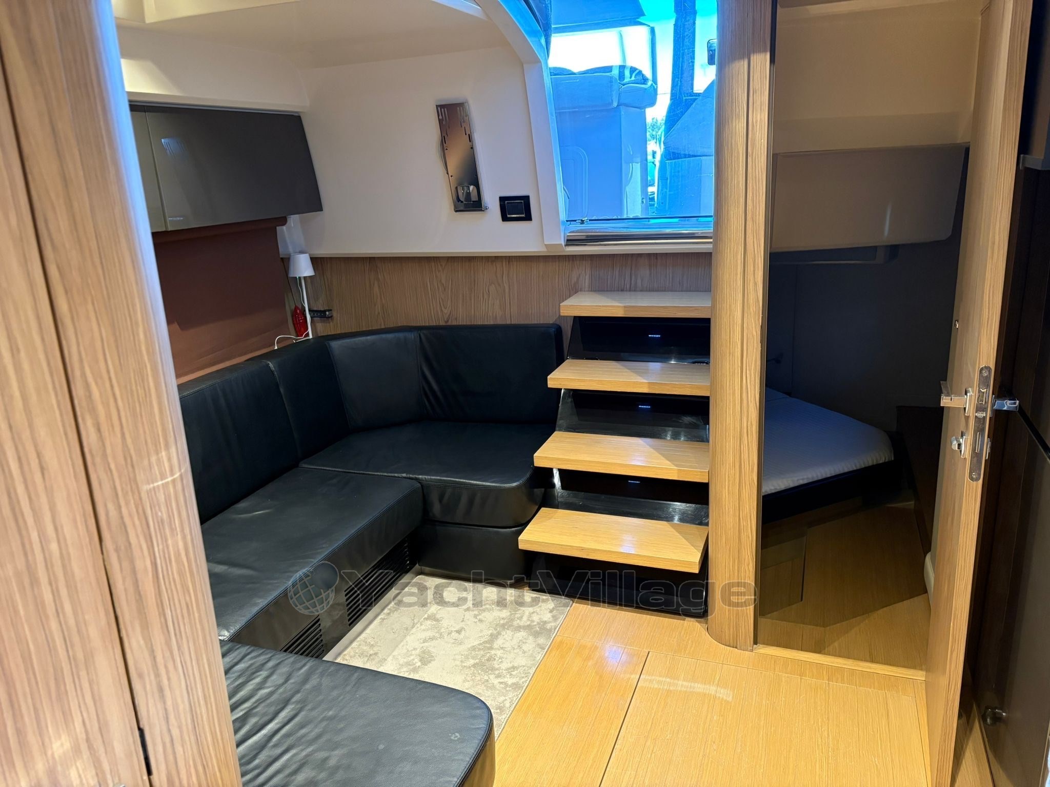 ad7a138e-4ee8-f77a-8d11-6bab2af7381e.2048