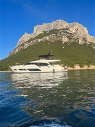 ferretti720-esterno2