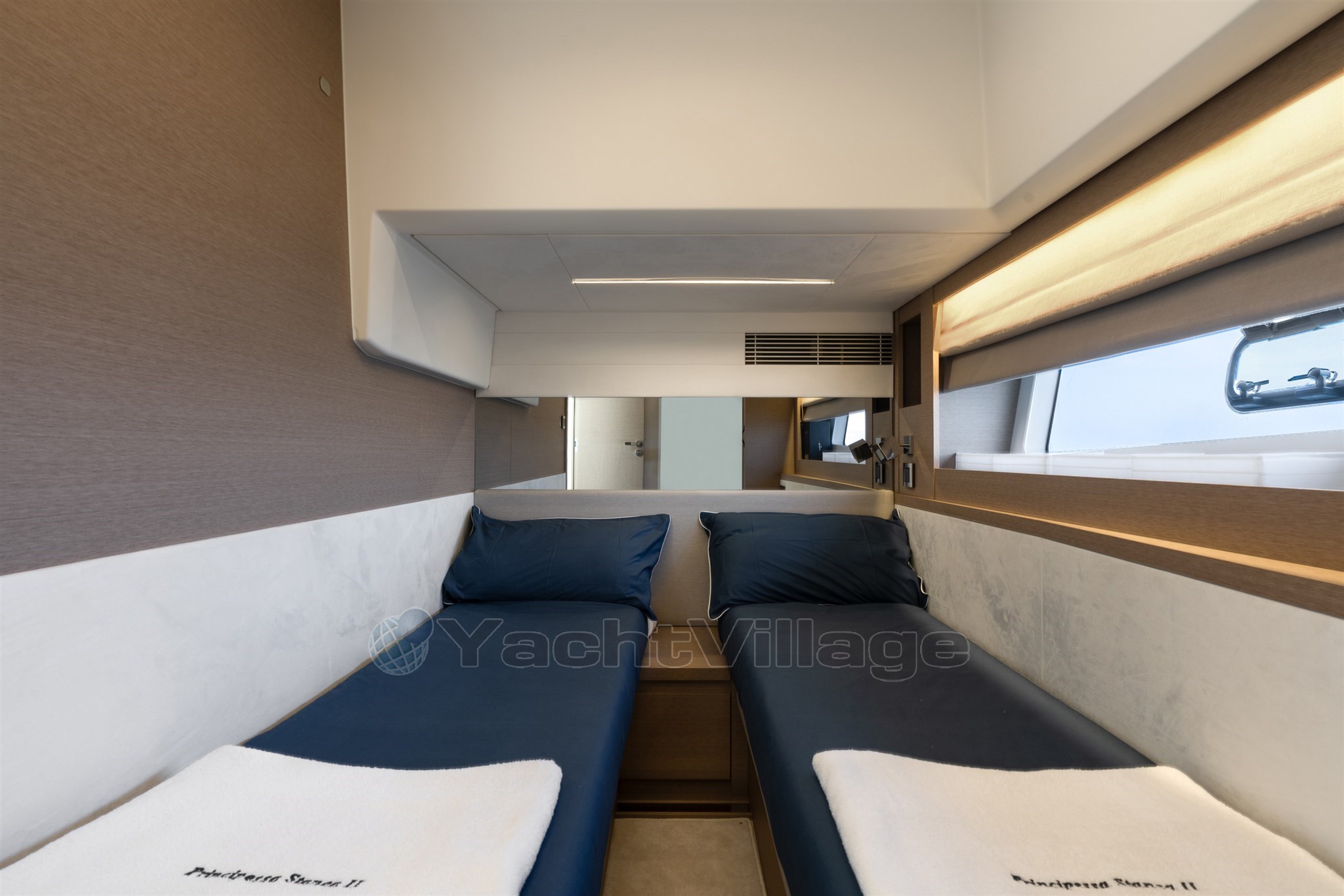 BARCA - CAMERA OSPITI