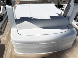 Riva_Rivale_56_bianco_06.jpeg