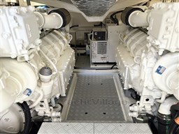 Riva_Rivale_56_bianco_24.jpeg