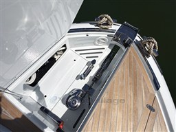 Riva_Rivale_56_bianco_15.jpeg