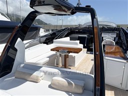 Riva_Rivale_56_bianco_05.jpeg