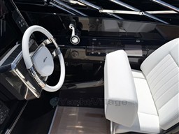 Riva_Rivale_56_bianco_12.jpeg