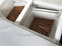 Foto_Boston_Whaler_25_Outrage_23.jpeg