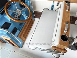 Foto_Boston_Whaler_25_Outrage_14.jpeg