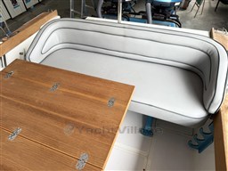 Foto_Boston_Whaler_25_Outrage_10.jpeg
