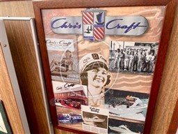 Chris_Craft_Cat...