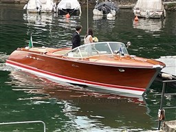 Foto_Riva_Aquarama_Super_02.jpg