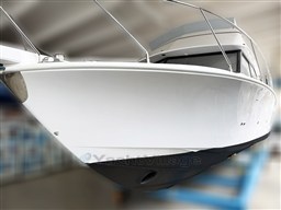 Foto_Bertram_28_Fly_02.jpeg