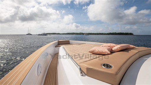 Orange-Yachting-Listing-on-YachtWay-33 groot