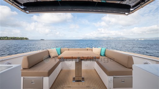Orange-Yachting-Listing-on-YachtWay-28 groot