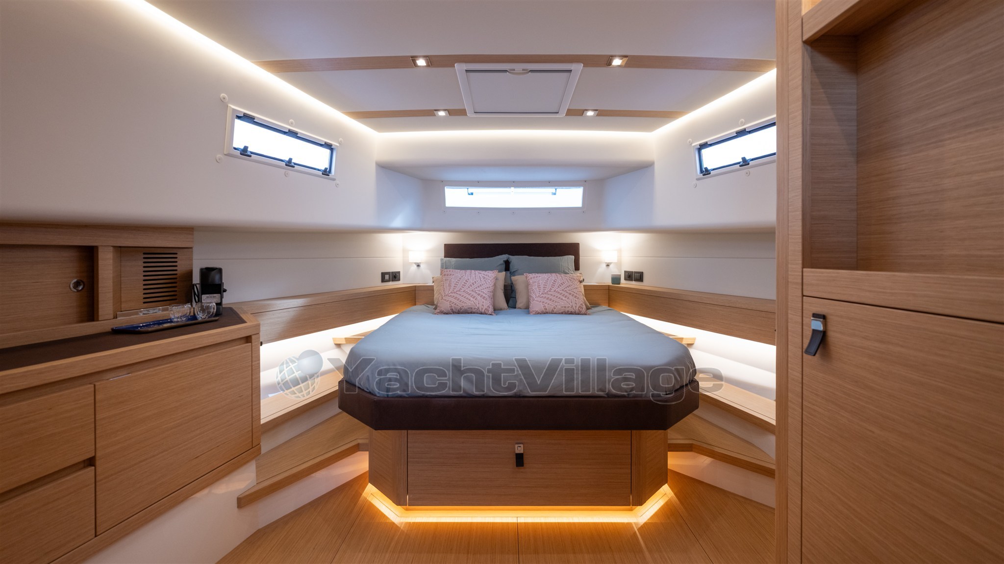 Orange-Yachting-Listing-on-YachtWay-41