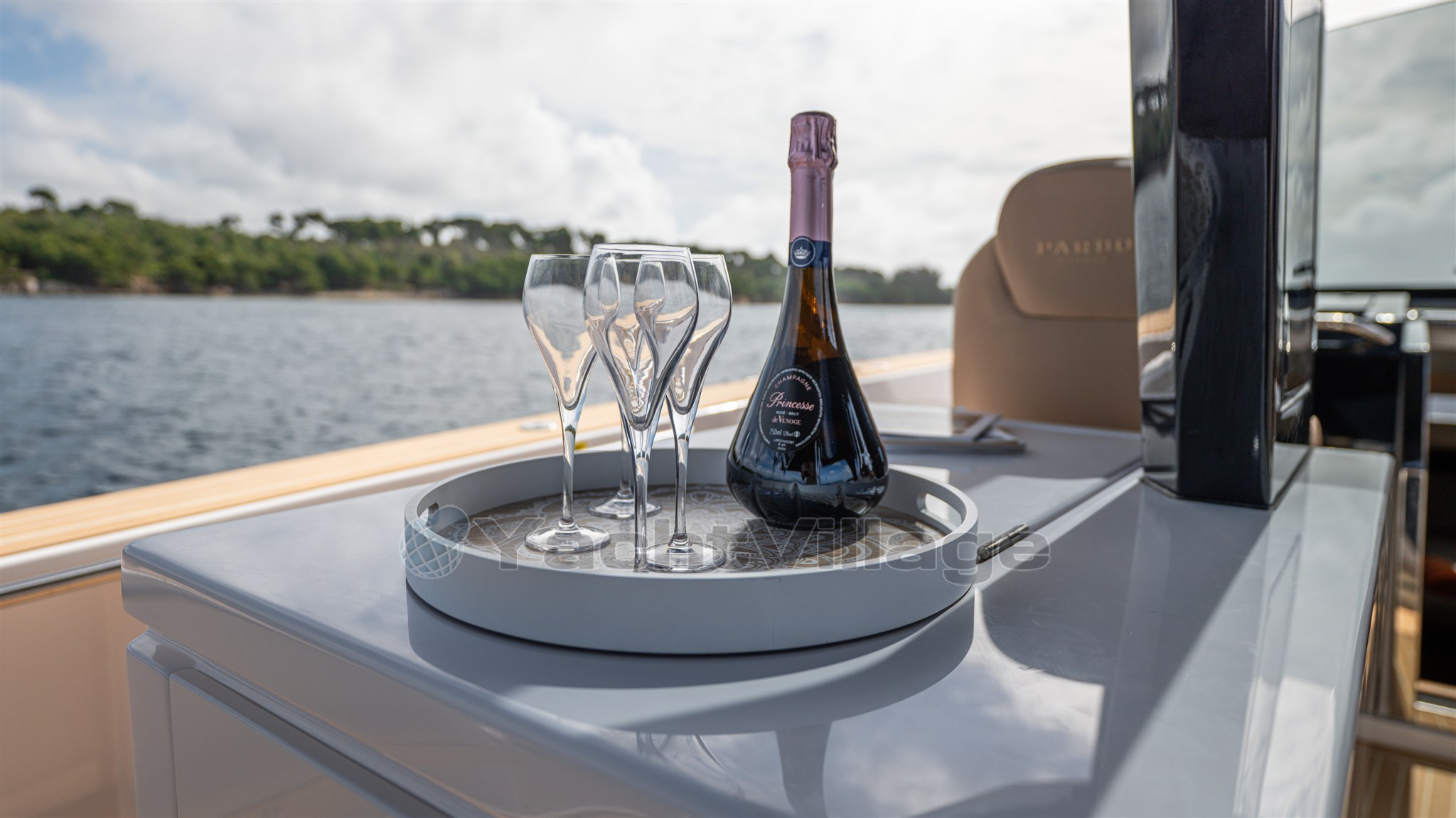 Orange-Yachting-Listing-on-YachtWay-35