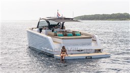 Orange-Yachting-Listing-on-YachtWay-17