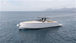 Orange-Yachting-Listing-on-YachtWay-12