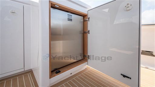 Orange-Yachting-Listing-on-YachtWay-40