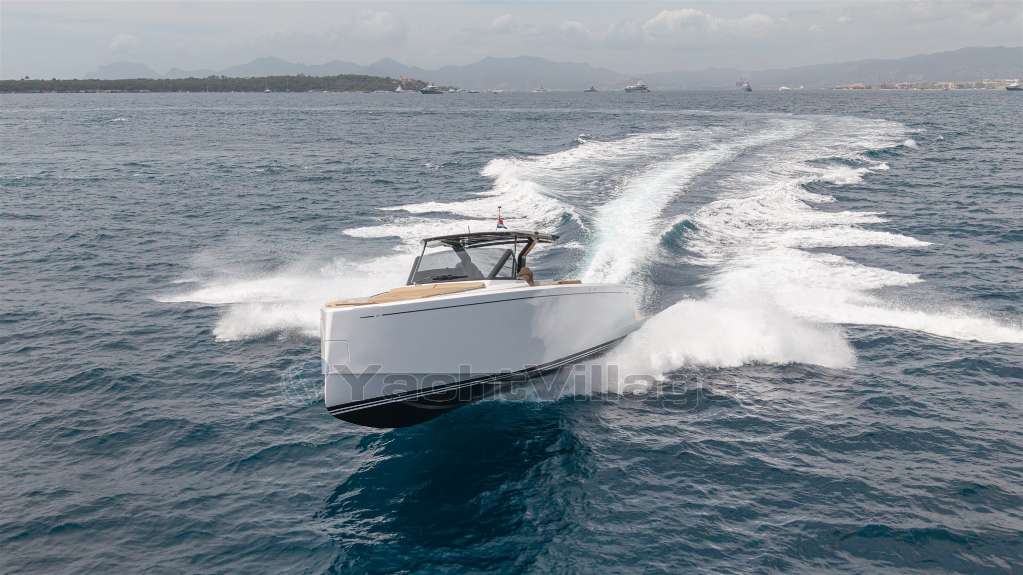 Orange-Yachting-Listing-on-YachtWay-5