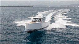 Orange-Yachting-Listing-on-YachtWay-5