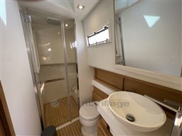 D9F84C29-6786-496A-95C8-98386CE0FE01_1_105_c