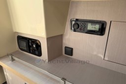 2023 Invictus GT 280 interior control panel with modern audio system and sleek design.