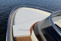 2023 Invictus GT 280 boat deck with sleek design on calm water.