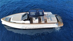 2019 Pardo Yachts 43 cruising on blue water, showcasing sleek design and luxury features.